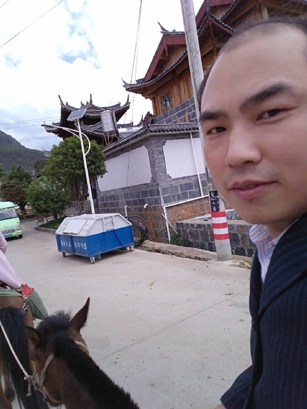 当代军人的第一张照片--阜阳相亲服务中心