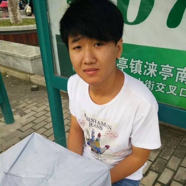 小丁的第一张照片--阜阳相亲服务中心