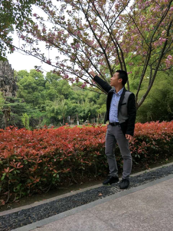 坦诚的第一张照片--阜阳相亲服务中心