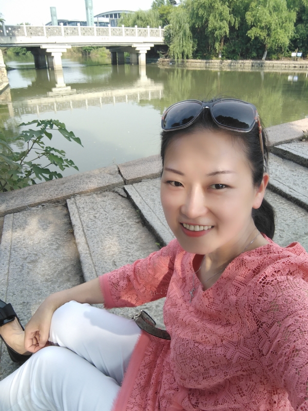 渴慕的第一张照片--阜阳相亲服务中心