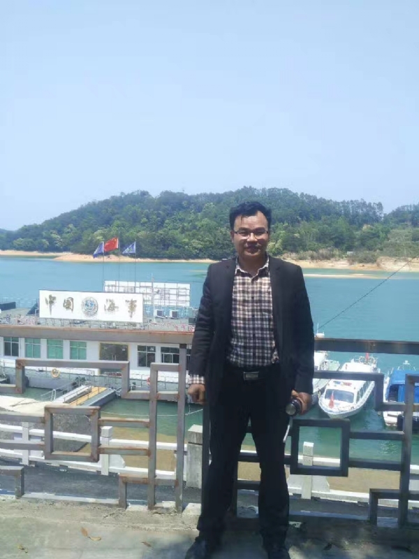 三哥的第一张照片--阜阳相亲服务中心