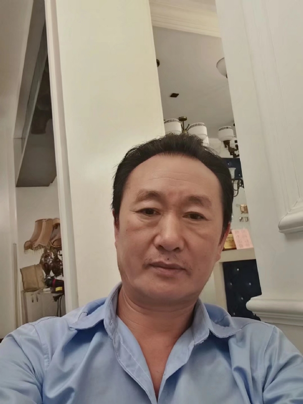 青松的第一张照片--阜阳相亲服务中心