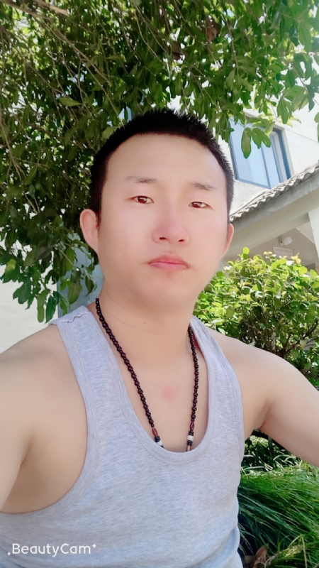 系咯在的第一张照片--阜阳相亲服务中心