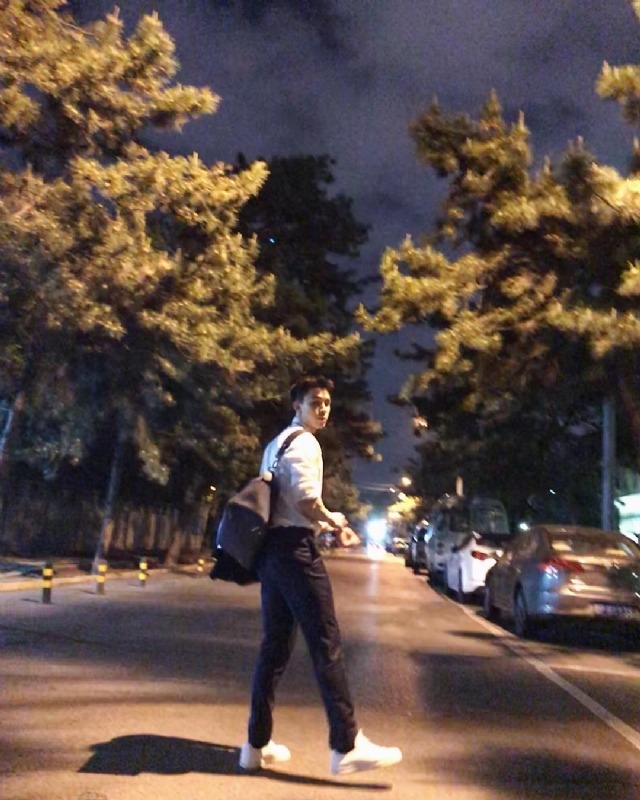 深海的第二张照片--阜阳相亲服务中心