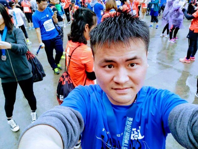 小五在跳舞的第一张照片--阜阳相亲服务中心