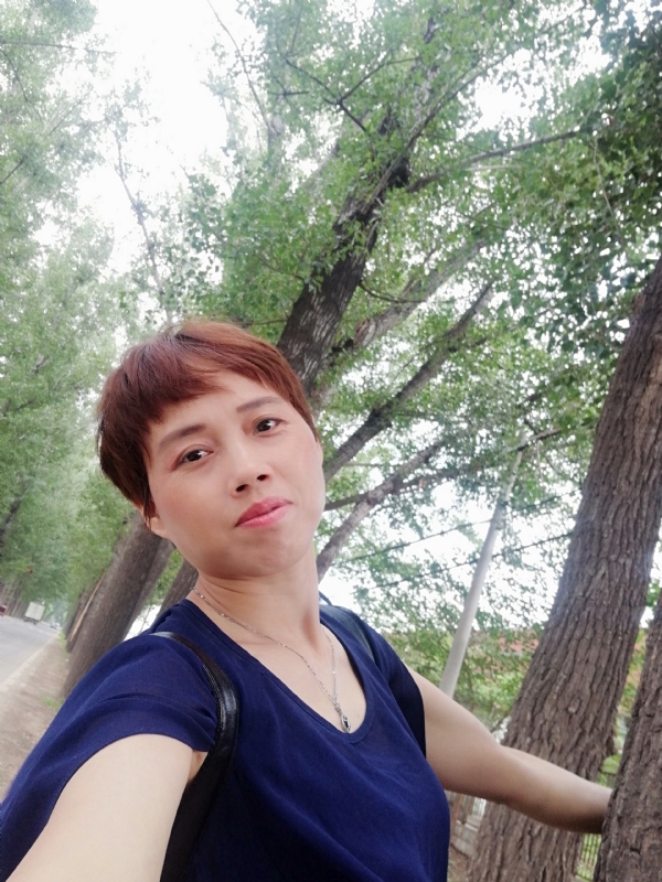 健康快乐女神的第二张照片--阜阳相亲服务中心