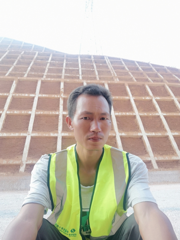 哥们的第一张照片--阜阳相亲服务中心