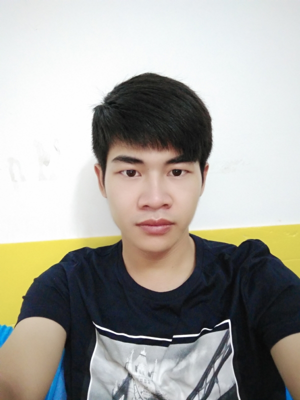 春风拂柳的第一张照片--阜阳相亲服务中心