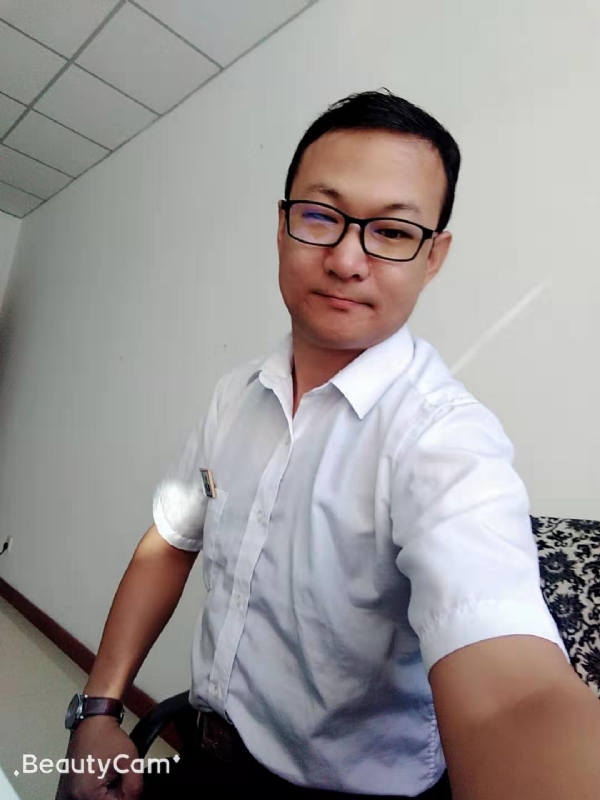 小飞的第一张照片--阜阳相亲服务中心