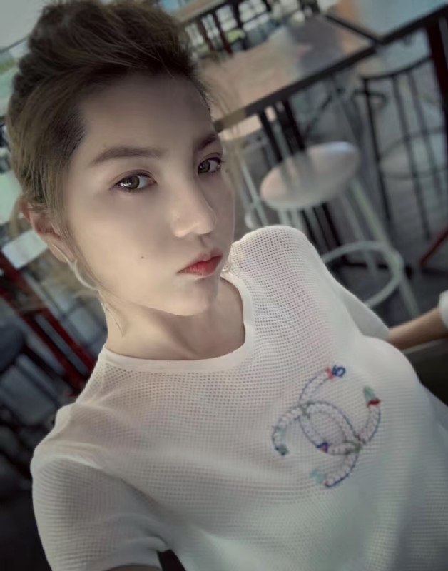 冷冷清秋的第一张照片--阜阳相亲服务中心