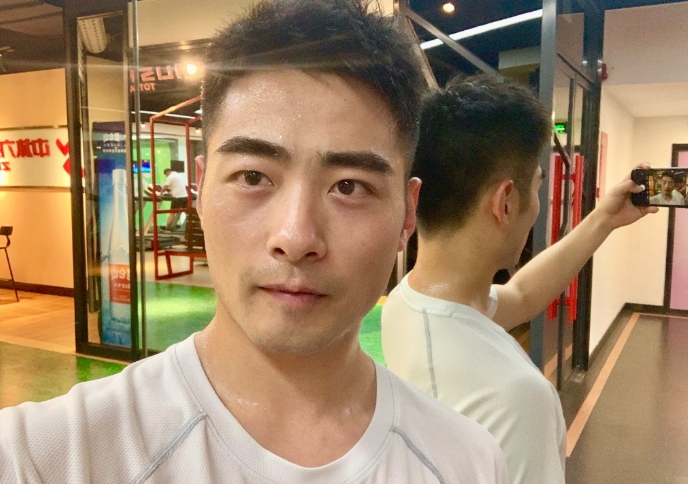 迁就的第一张照片--阜阳相亲服务中心