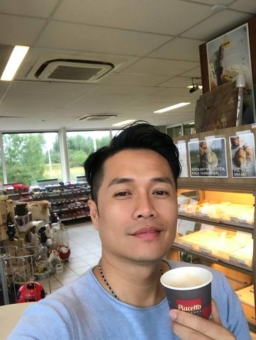 短歌的第一张照片--阜阳相亲服务中心