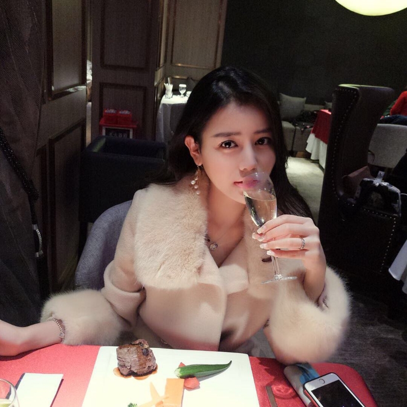 空谷幽兰的第一张照片--阜阳相亲服务中心