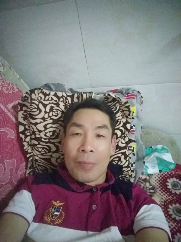 随缘的第一张照片--阜阳相亲服务中心