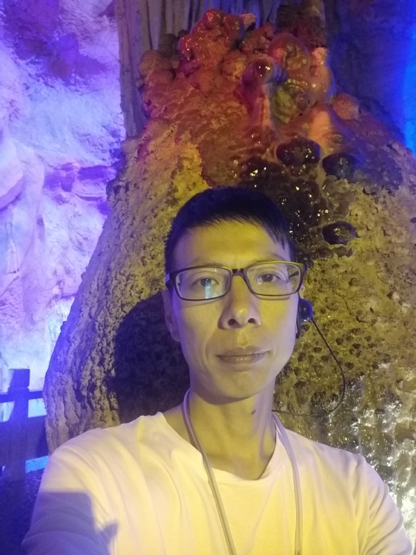 红叶的第一张照片--阜阳相亲服务中心