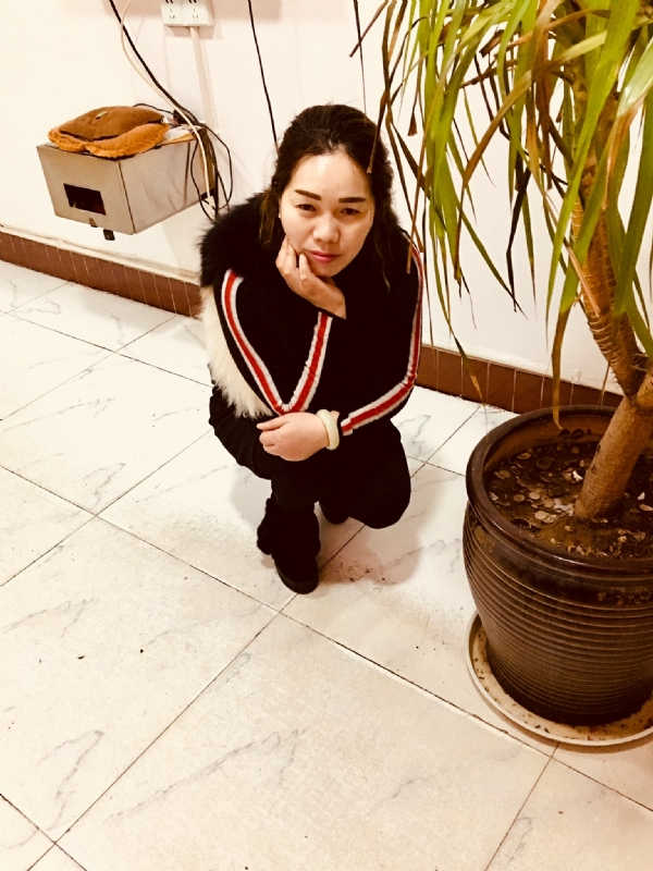 小香风的第一张照片--阜阳相亲服务中心