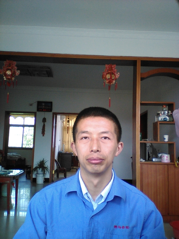 红玫瑰的第一张照片--阜阳相亲服务中心