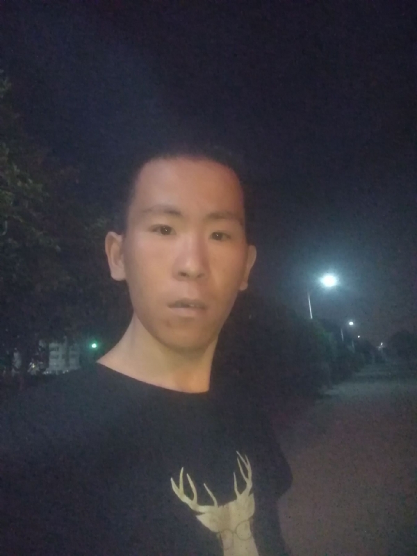 俞凯斌的第一张照片--阜阳相亲服务中心