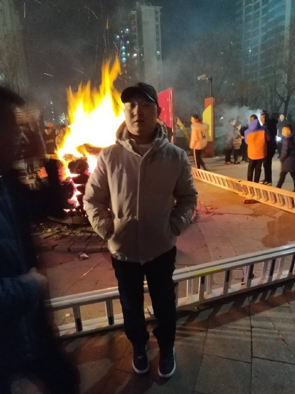 爱情里的俩个人的第二张照片--阜阳相亲服务中心