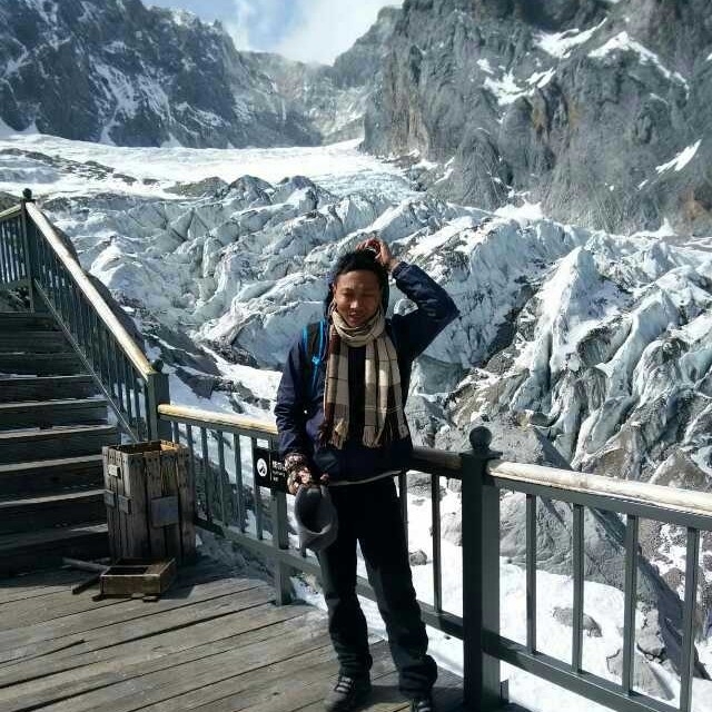 眯眯的第一张照片--阜阳相亲服务中心