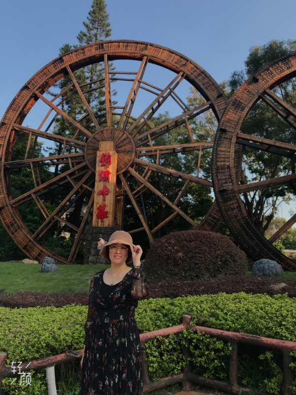 杏娅的第二张照片--阜阳相亲服务中心