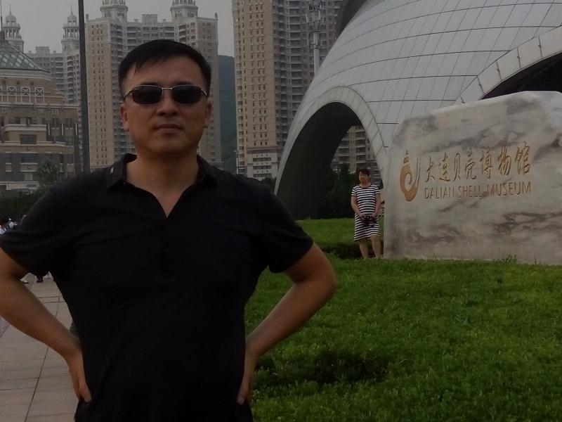 豁达的第一张照片--阜阳相亲服务中心