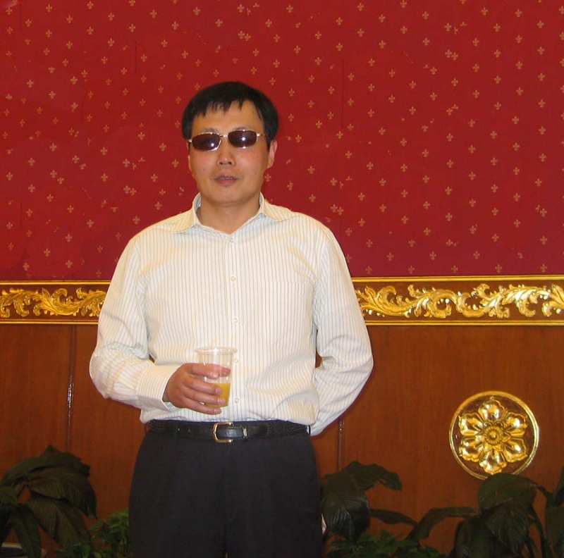 威胜的第二张照片--阜阳相亲服务中心