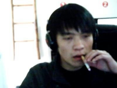 凝视那片天的第一张照片--阜阳相亲服务中心