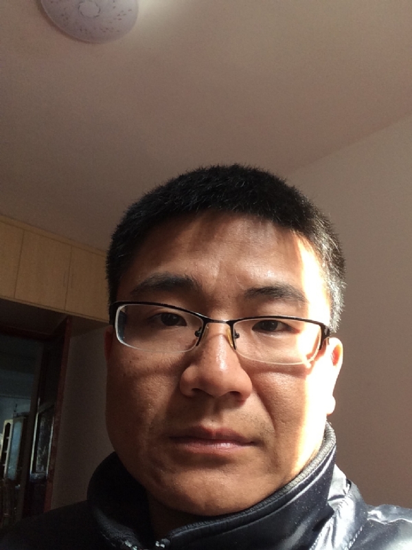 余浩浩的第一张照片--阜阳相亲服务中心