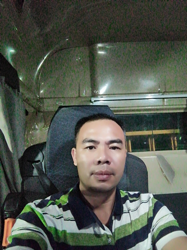 疯一般的爱恋的第一张照片--阜阳相亲服务中心