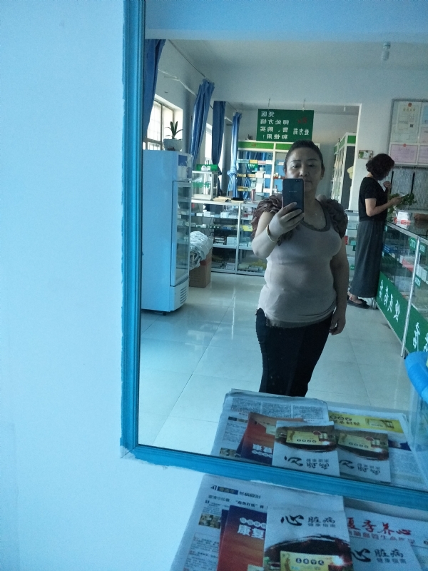 龙丹花的第一张照片--阜阳相亲服务中心