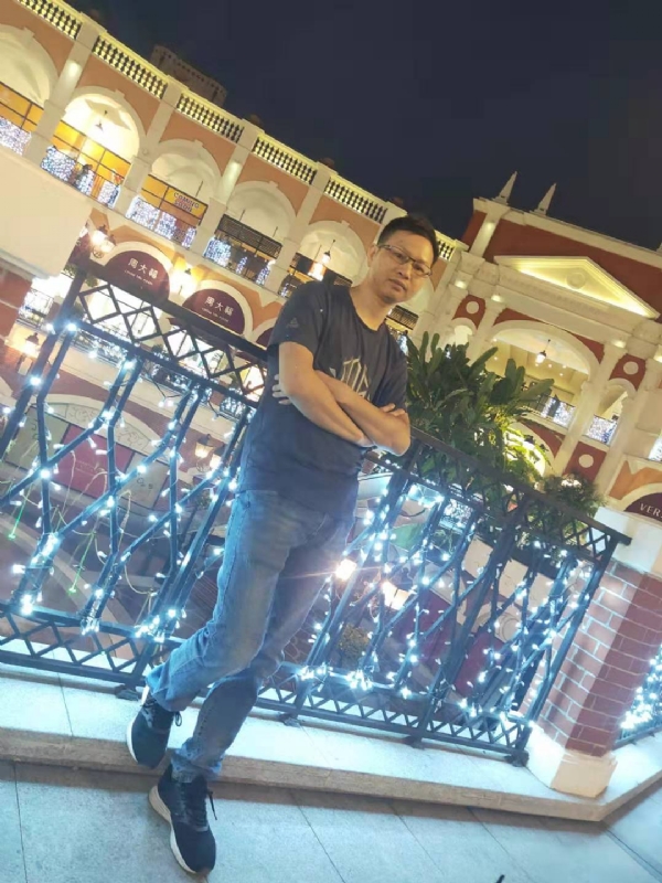 落单恋人的第一张照片--阜阳相亲服务中心