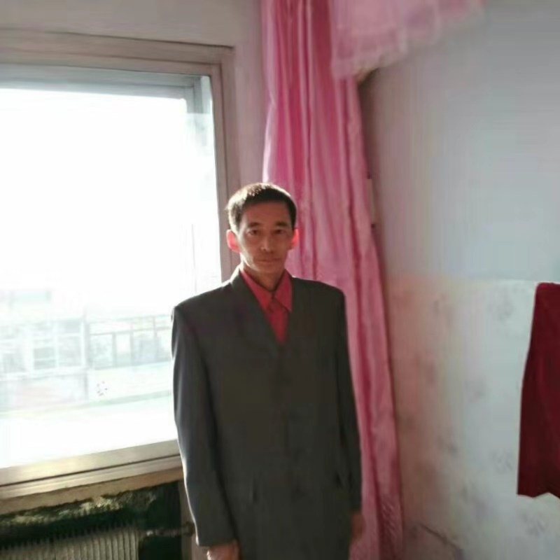 阳光明媚的第一张照片--阜阳相亲服务中心