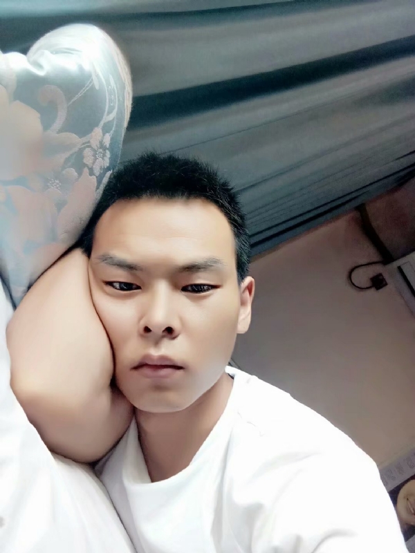 琪子心的第一张照片--阜阳相亲服务中心