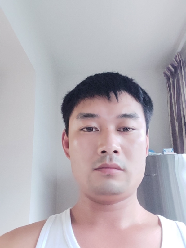 MM的第三张照片--阜阳相亲服务中心