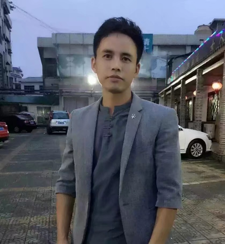 华谢的第一张照片--阜阳相亲服务中心