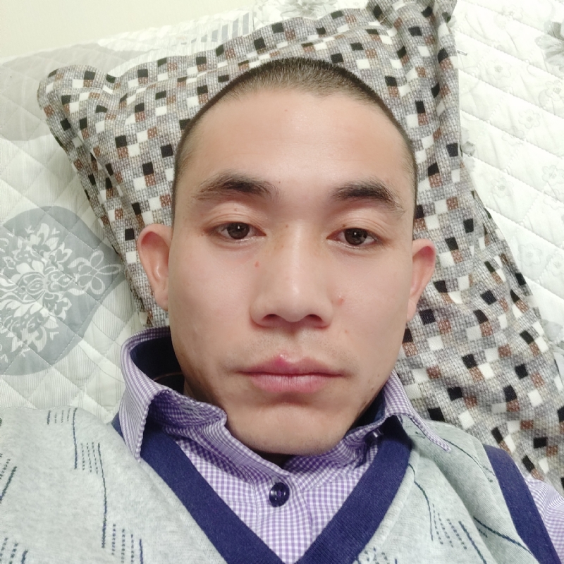 龙飞的第一张照片--阜阳相亲服务中心