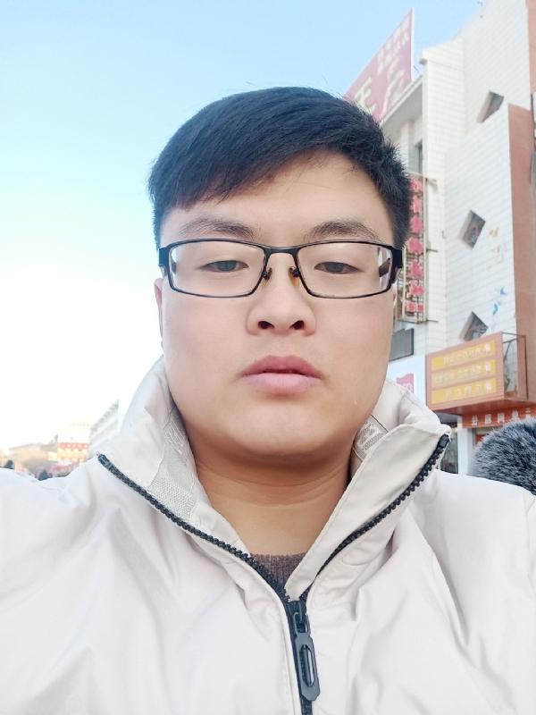 执子之手与子偕老的第一张照片--阜阳相亲服务中心