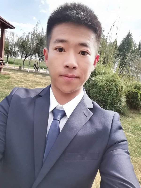 昌先生的第一张照片--阜阳相亲服务中心