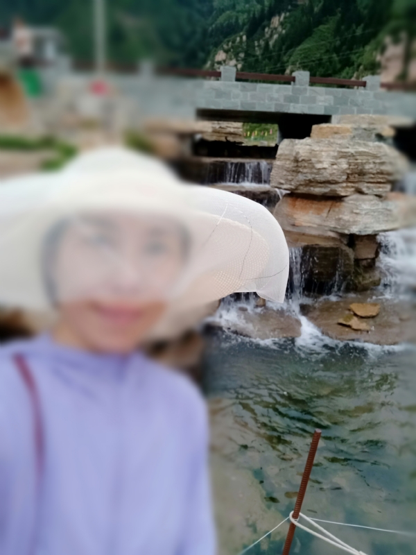 沥秋的第一张照片--阜阳相亲服务中心