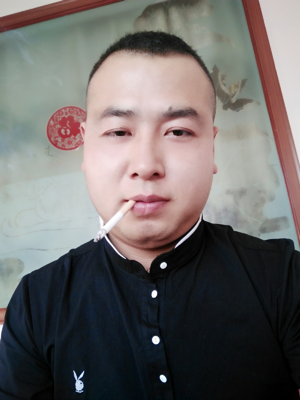 贰爺的第一张照片--阜阳相亲服务中心