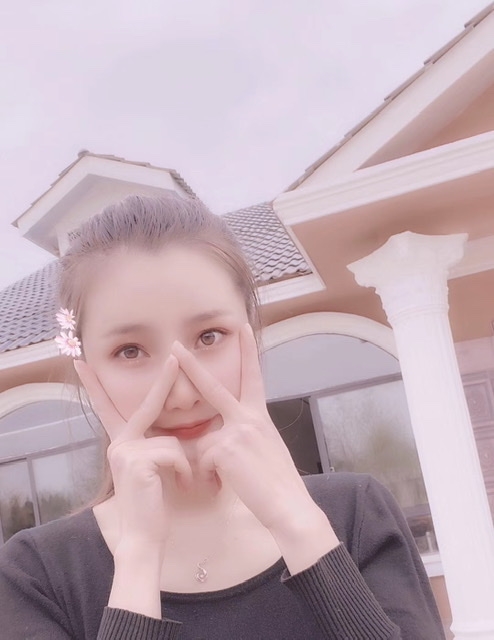 小媛的第一张照片--阜阳相亲服务中心