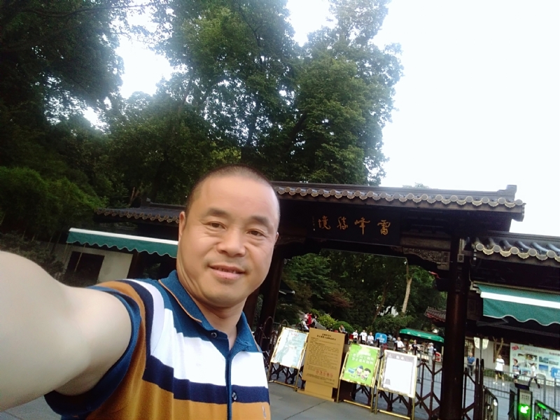 夏雨晨紫的第一张照片--阜阳相亲服务中心