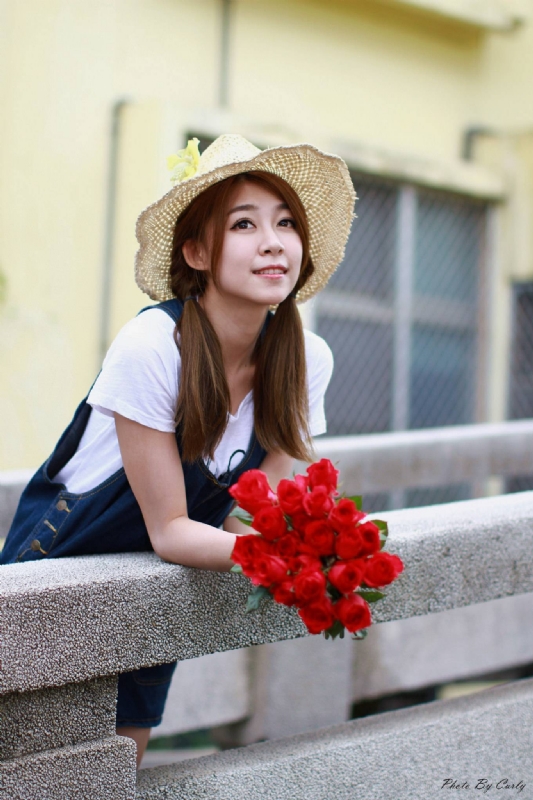 阳光朵朵的第一张照片--阜阳相亲服务中心