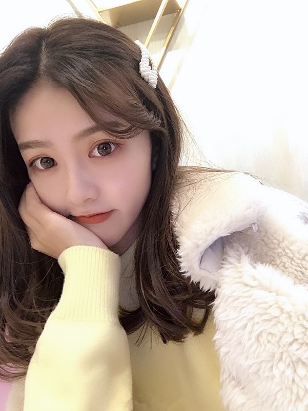 薇薇外送的第一张照片--阜阳相亲服务中心