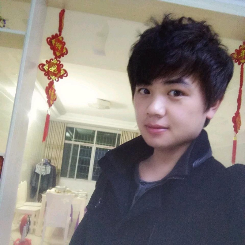 凤凰机器人卡卡老师的第一张照片--阜阳相亲服务中心