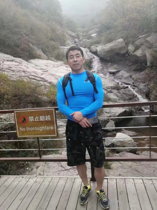 四季阳光的第一张照片--阜阳相亲服务中心