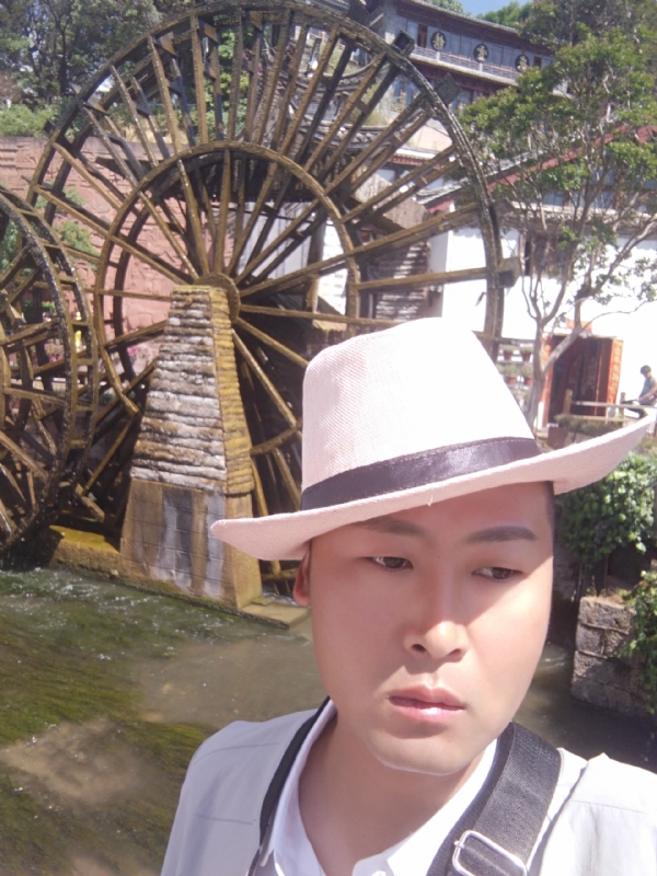 曲靖相亲的第一张照片--阜阳相亲服务中心