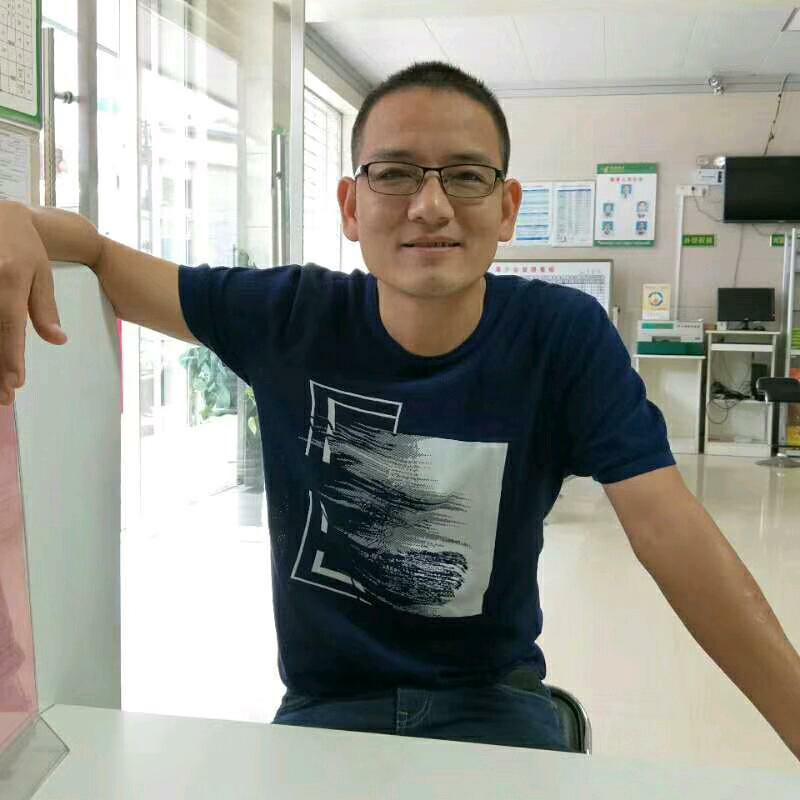 人生就像高尔夫的第二张照片--阜阳相亲服务中心