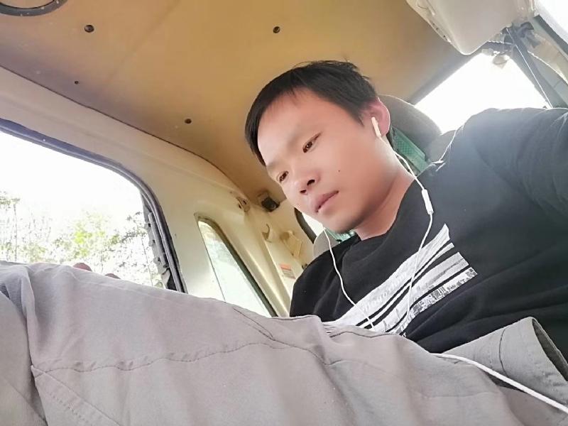 夜魇的第四张照片--阜阳相亲服务中心